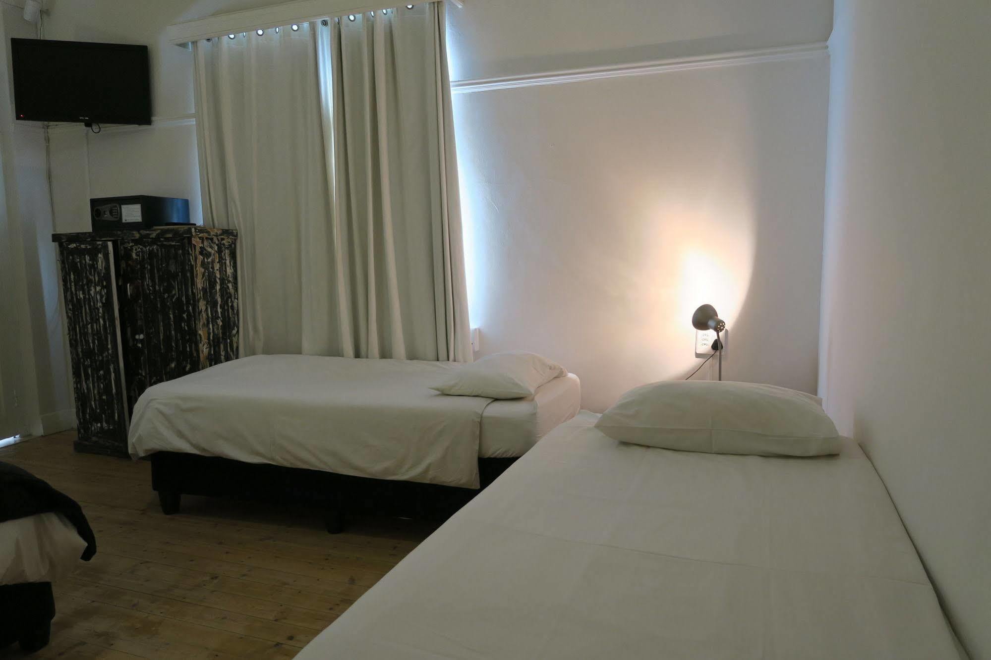 Hostel Atlantic Point Backpackers *
